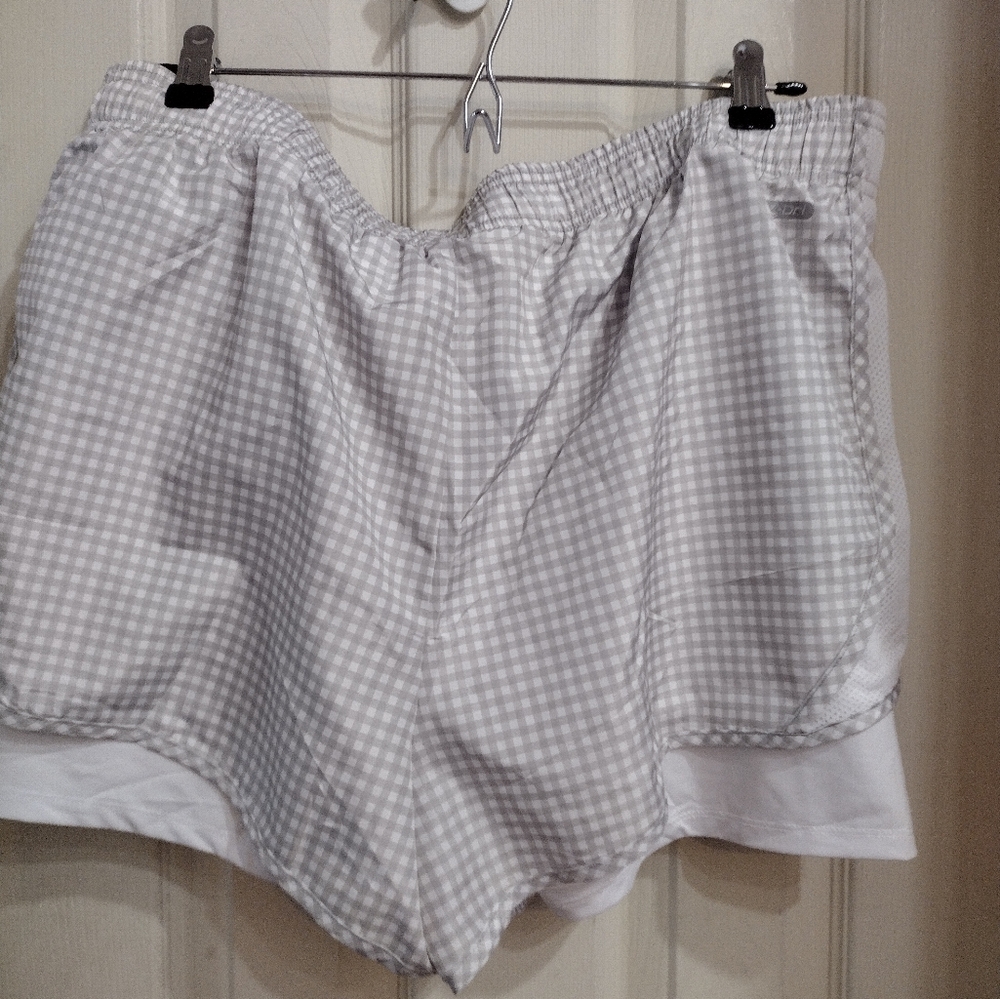 RBX Shorts Women XL Gray Plaid High Rise Pull On Hot Pants Elastic Waist - Picture 2 of 5